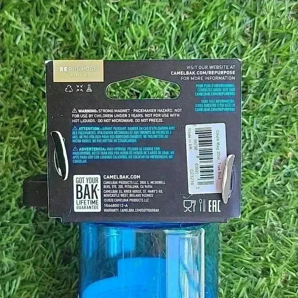 Camelback Chute Mag Tritan Renew Water Bottle Blue 20oz - Picture 3 of 6